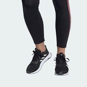 BRAND NEW women adidas qt racer sport running black shoes size US 6 / US 7 US 8
